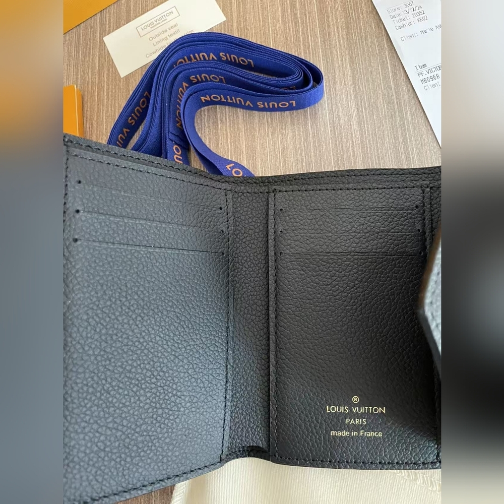 Louis Vuitton Victorine Wallet - Picture 8 of 16